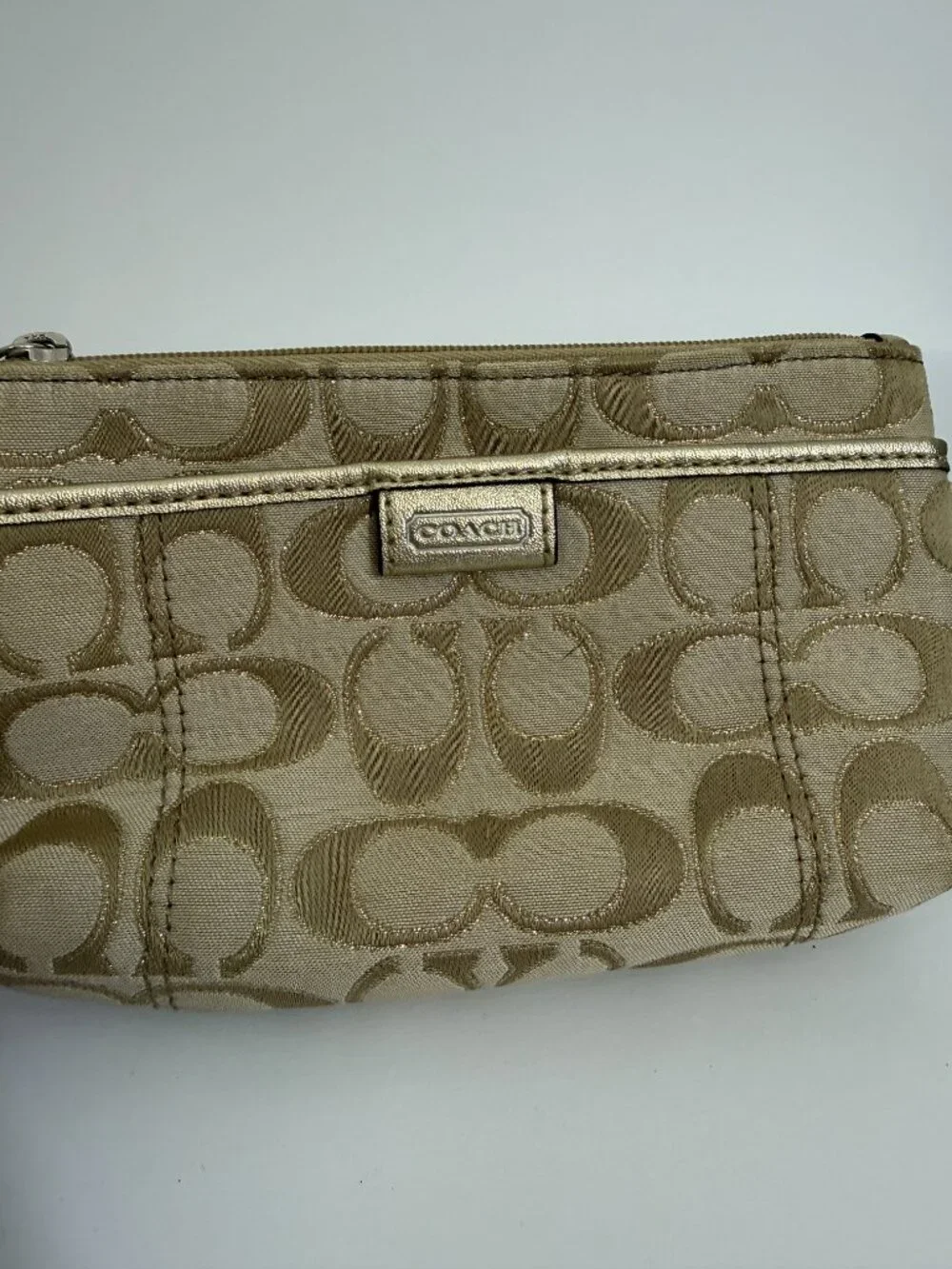 Coach F49558 Corner Zip Wristlet In Signature Canvas Gold